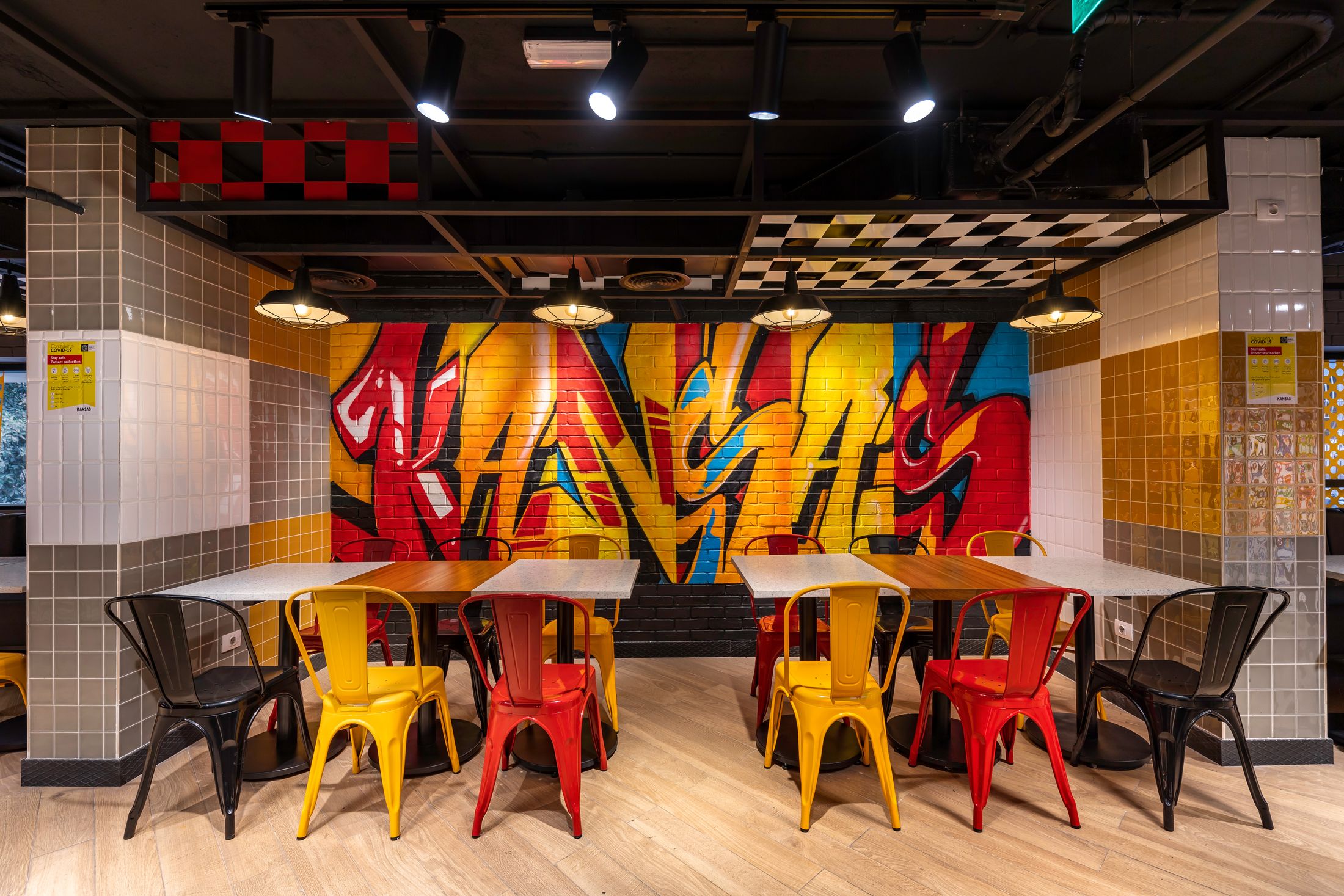 Kansas Fried Chicken — Mohndssien — Xforms Studio