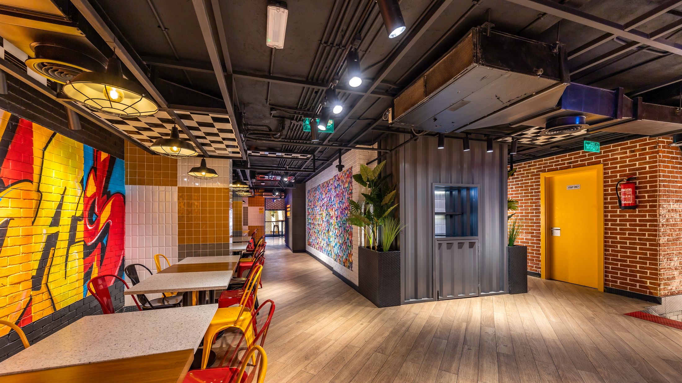 Kansas Fried Chicken — Mohndssien — Xforms Studio
