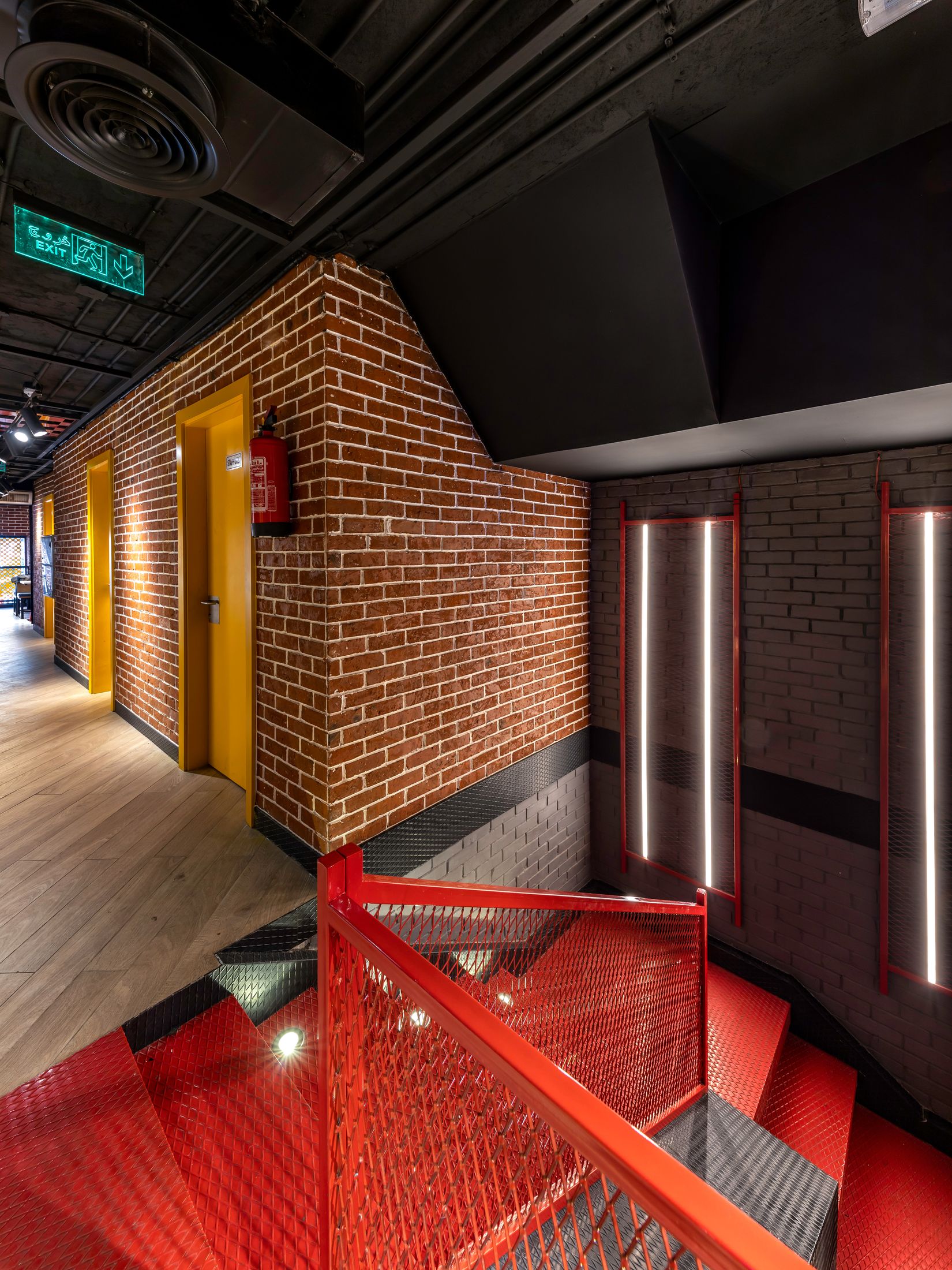 Kansas Fried Chicken — Mohndssien — Xforms Studio