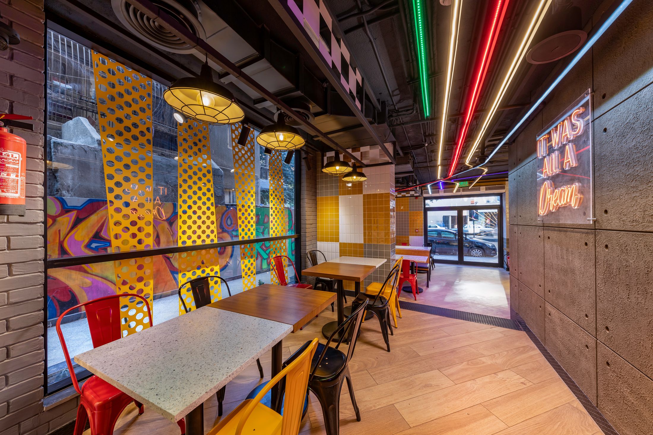 Kansas Fried Chicken — Mohndssien — Xforms Studio