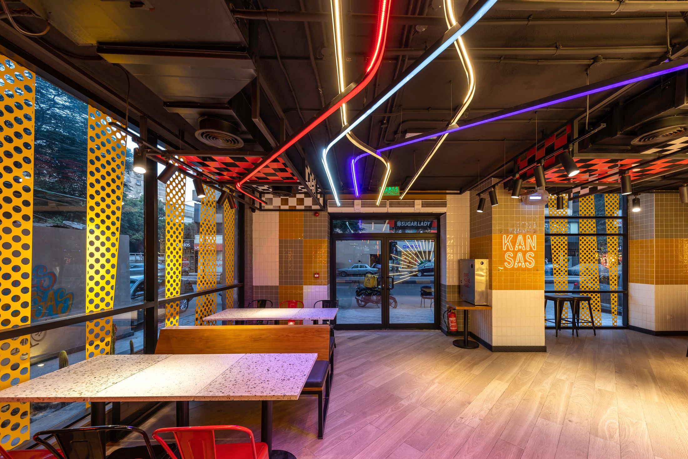 Kansas Fried Chicken — Mohndssien — Xforms Studio